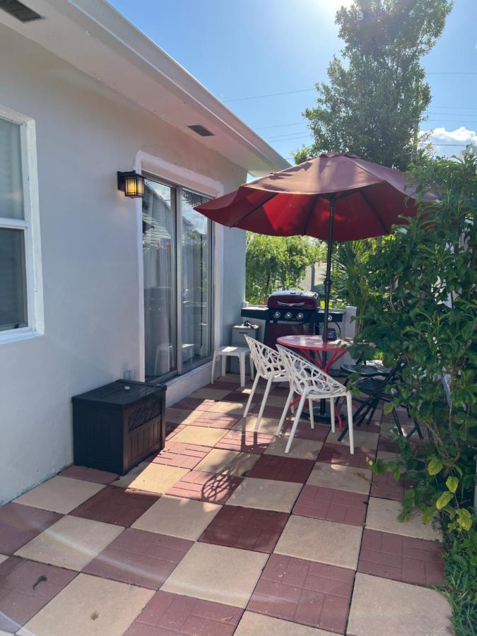 デルレイビーチCozy Studio Near Atlantic Ave W/Private Patioアパートメント エクステリア 写真